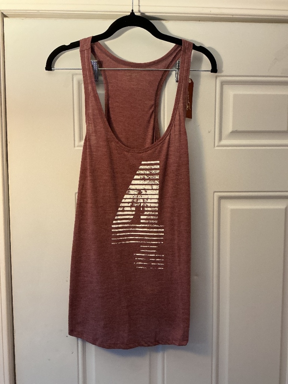 New with Tags Women’s Arizona Jean Company Racerback Tank Top